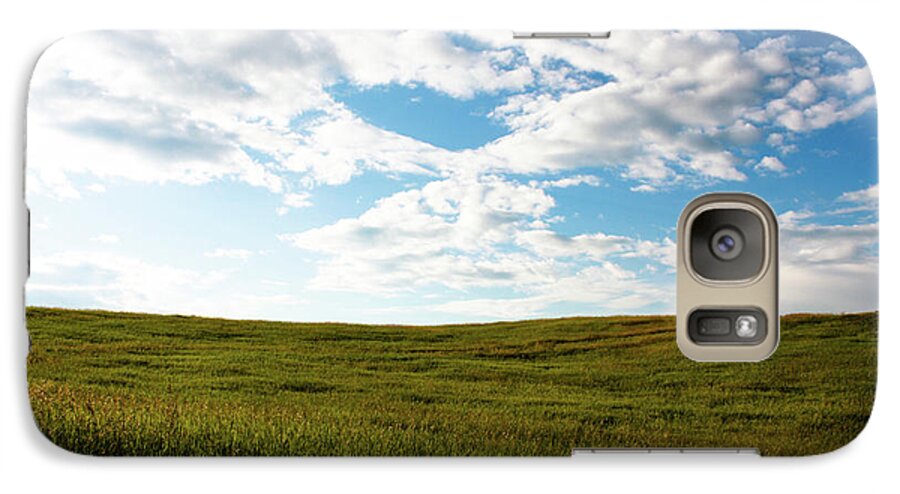 Calgary Galaxy S7 Case featuring the photograph Prairie Field by Wilko van de Kamp Fine Photo Art