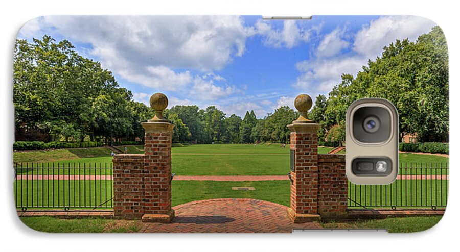 William & Mary Galaxy S7 Case featuring the photograph Sunken Garden at William and Mary by Jerry Gammon