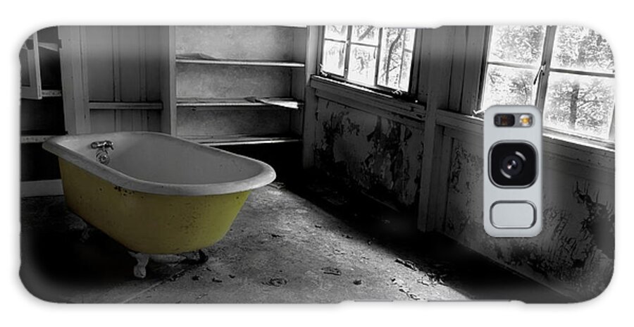 Clawfoot Tub Galaxy Case featuring the photograph Left Behind #2 by Michael Eingle