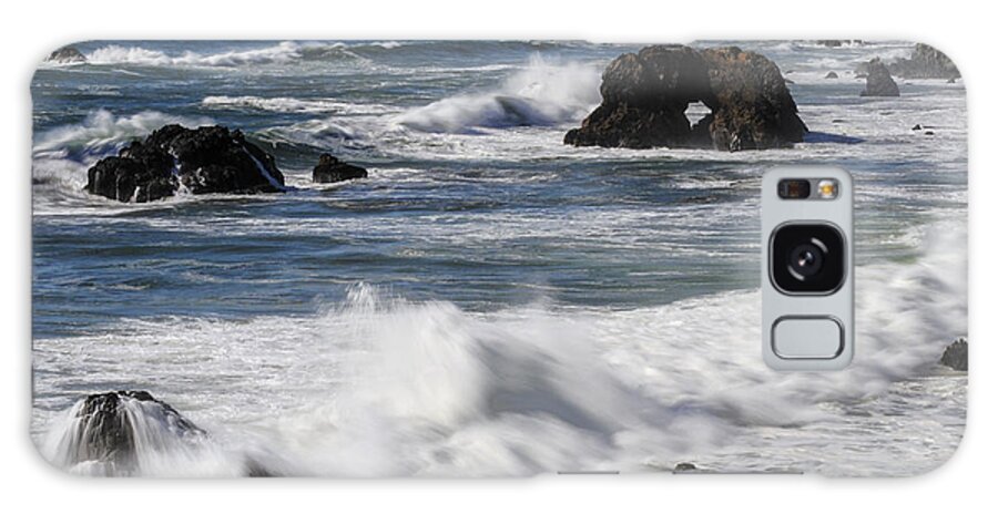 Bodega Bay California Wave Waves Water Oceans Sea Seas Pacific Ocean Bays Rock Formation Formations Rocks Spray Shore Shores Shoreline Shorelines Coast Coasts Coastline Coastlines Waterscape Waterscapes Galaxy Case featuring the photograph Ocean View #1 by Bob Phillips