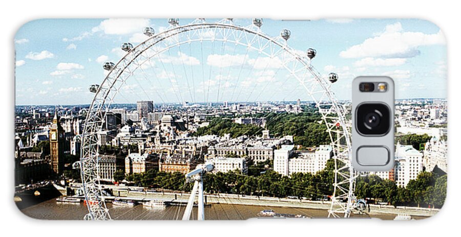 London Eye Galaxy Case featuring the photograph London Eye #2 by Mark Thomas/science Photo Library