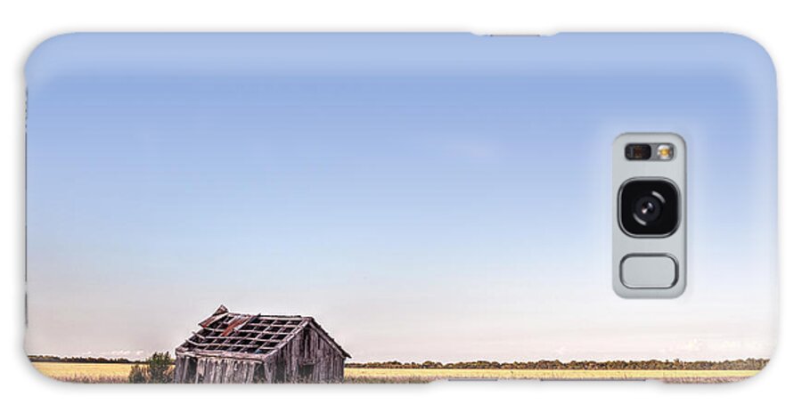 Barn Galaxy Case featuring the photograph Abandoned Farmhouse in a Field by Todd Aaron