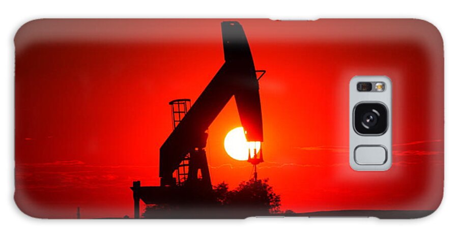 Sunset Galaxy S8 Case featuring the photograph American Oil by Jeff Swan