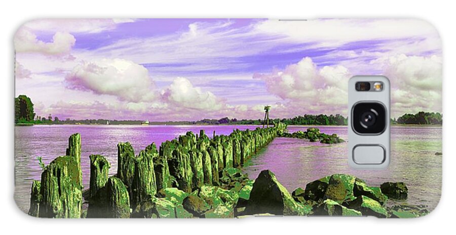 Kelley Point Park Galaxy Case featuring the photograph Avian Outpost by Laureen Murtha Menzl