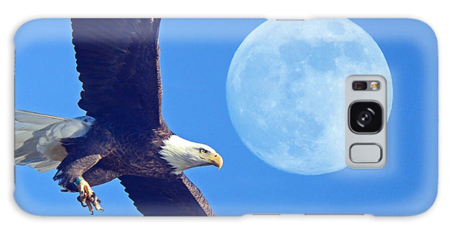 Bald Eagle And Full Moon Galaxy Case featuring the photograph Bald Eagle and Full Moon by Raymond Salani III
