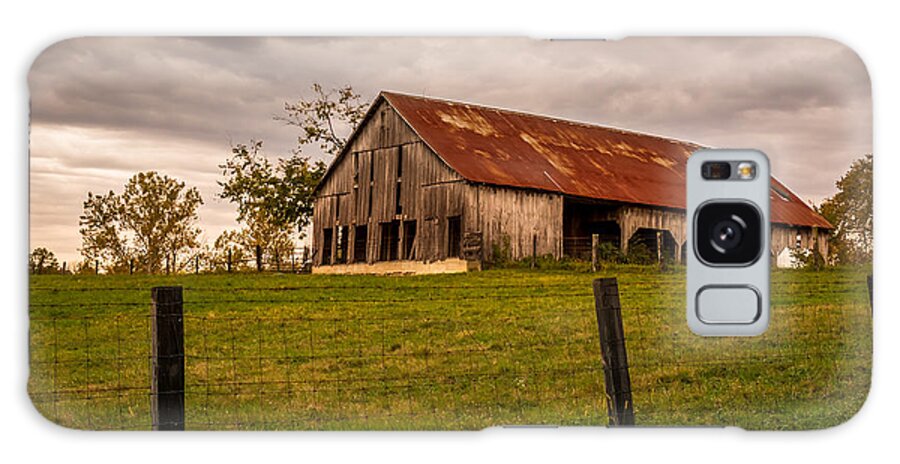 Barn Galaxy Case featuring the photograph Barn on the Hill by Ron Pate