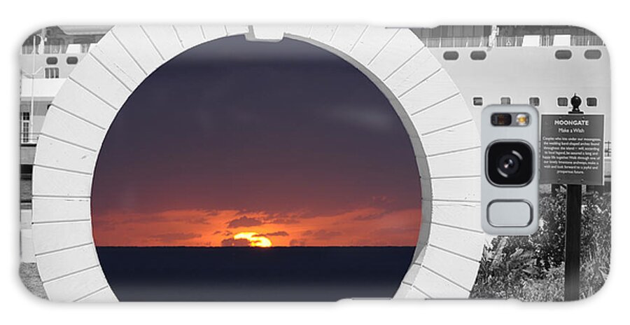 Moongate Galaxy Case featuring the photograph Best Wishes by Luke Moore