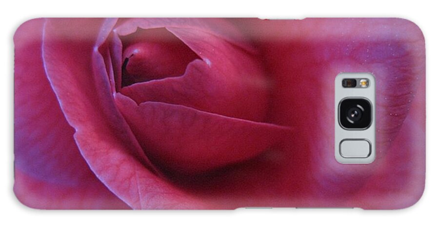 Camellia Galaxy Case featuring the photograph Camellia Heart by Carolyn Jacob