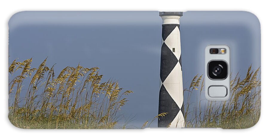 R.d. Decker Galaxy S8 Case featuring the photograph Cape Lookout Lighthouse by Bob Decker