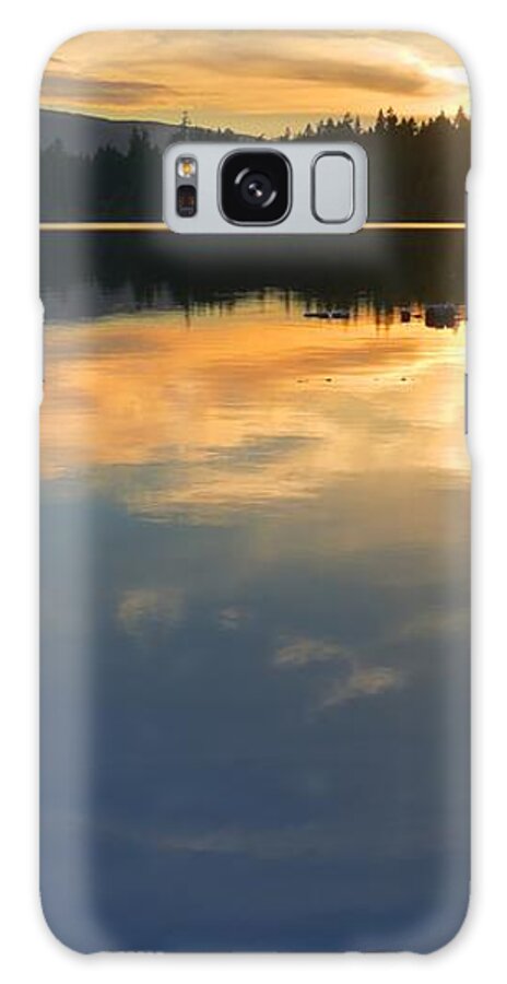 Clear Lake Galaxy S8 Case featuring the photograph Clear Lake Sunset by Peter Mooyman
