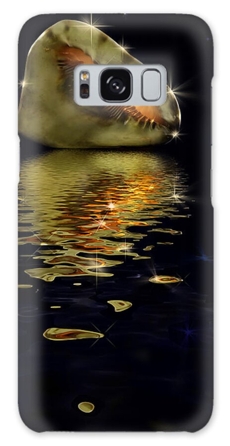 Conch Galaxy S8 Case featuring the photograph Conch sparkling with reflection by Peter V Quenter