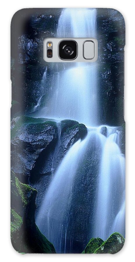 Landscape Galaxy Case featuring the photograph Cool Sanctuary by Rodney Lee Williams