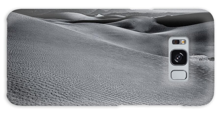 Mesquite Flat Sand Dunes Galaxy Case featuring the photograph Desert Forms by Gene Garnace