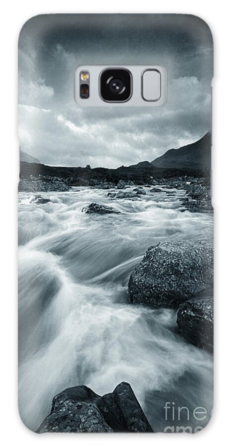 Landscape Galaxy S8 Case featuring the photograph Dramatic Cuillin by David Lichtneker