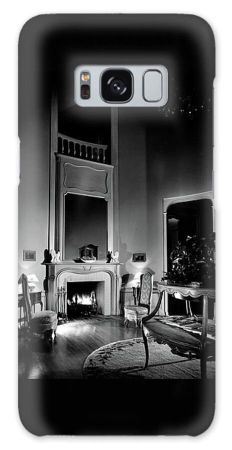 Entrance Hall Of Joan Bennett And Walter Wagner's Galaxy Case