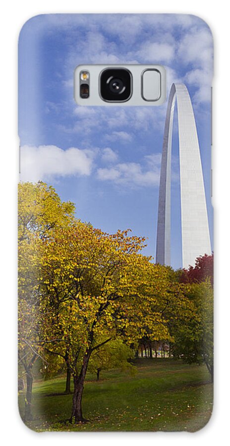 Autumn Colors Galaxy S8 Case featuring the photograph Fall at the St Louis Arch by Garry McMichael