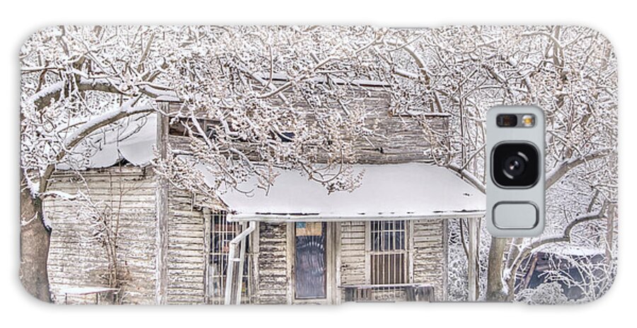Mebane North Carolina Galaxy Case featuring the photograph Freshwater Grocery by Benanne Stiens