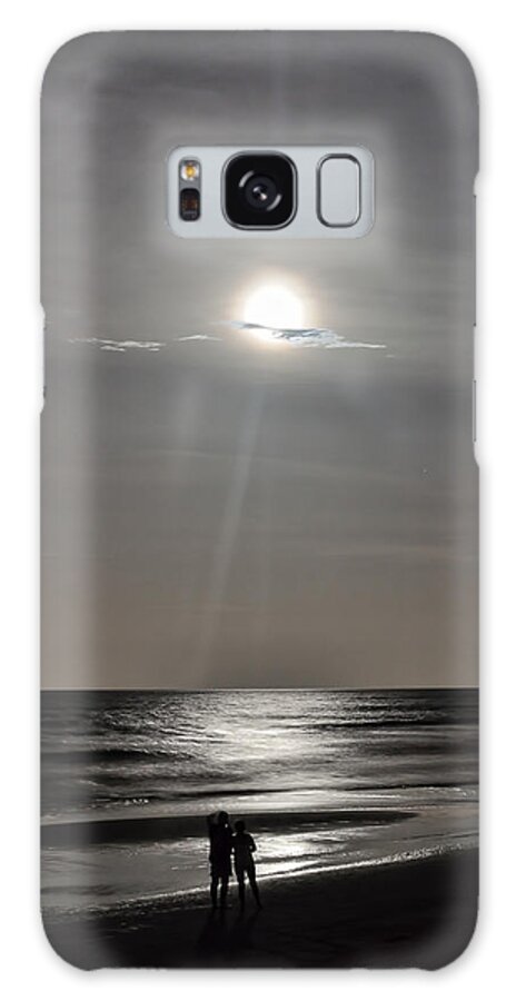 Full Galaxy S8 Case featuring the photograph Full Moon over Daytona Beach by David Hart