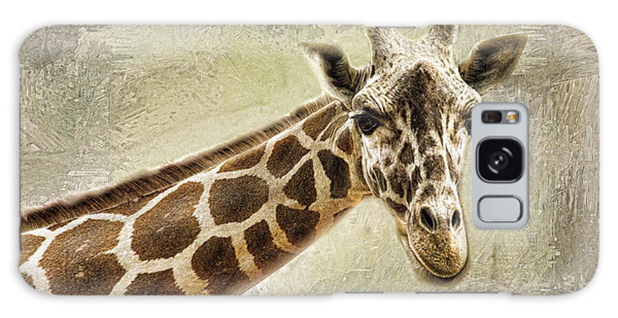 Giraffe Galaxy S8 Case featuring the photograph Giraffe by Linda Blair