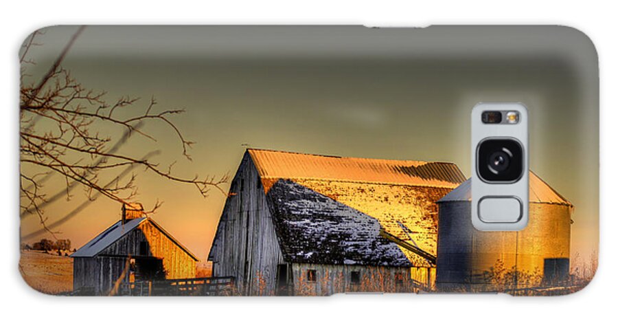 Barn Galaxy S8 Case featuring the photograph Golden Hour by Thomas Danilovich