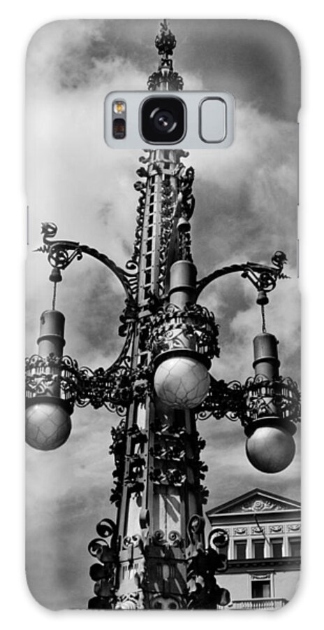 Barcelona Galaxy S8 Case featuring the photograph Gothic lamp post in Barcelona by Denise Dube