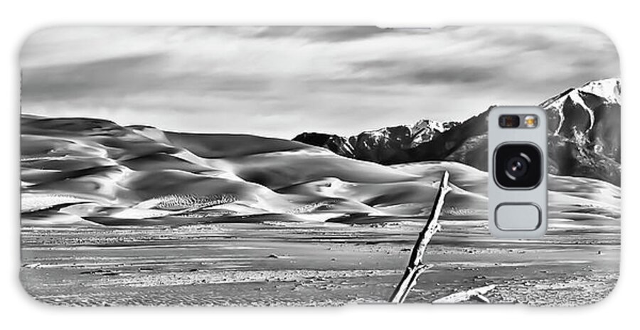 Great Sand Dunes National Monument Galaxy Case featuring the photograph Great Sand Dunes 1 by Ron White