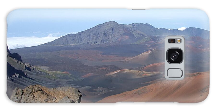 Heleakalu Galaxy Case featuring the photograph Heleakala volcano in Maui by Richard Reeve