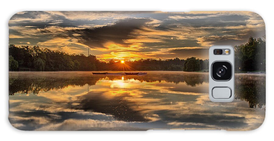 Landscape Galaxy S8 Case featuring the photograph Hoyt Lake Sunrise by Chris Bordeleau