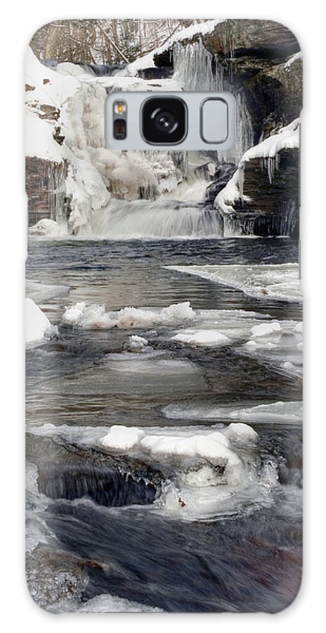 Murray Reynolds Falls Galaxy S8 Case featuring the photograph Icy Flow Below Murray Reynolds Waterfall by Gene Walls