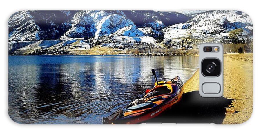 January Galaxy S8 Case featuring the photograph Kayaking in January by Guy Hoffman