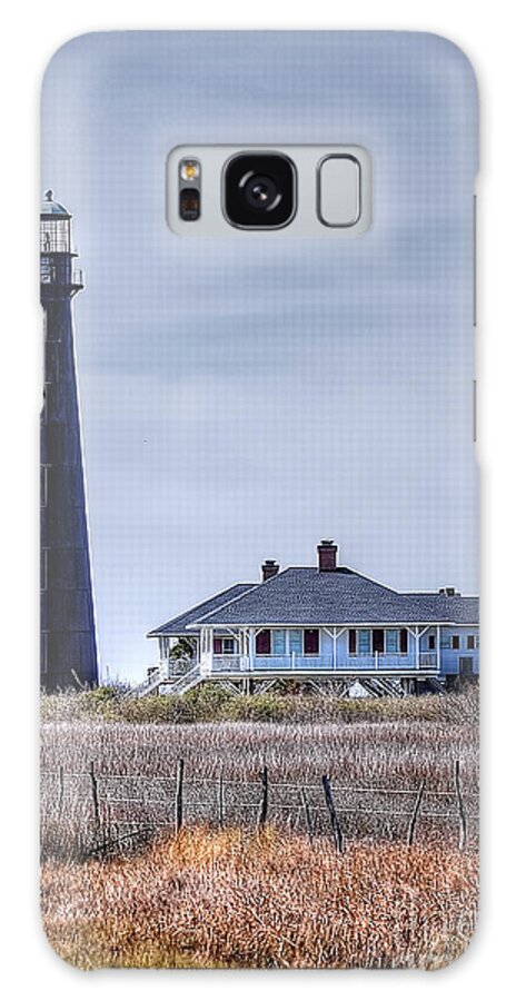 Lighthouse Galaxy S8 Case featuring the photograph Lighthouse on Bolivar Peninsula by D Wallace