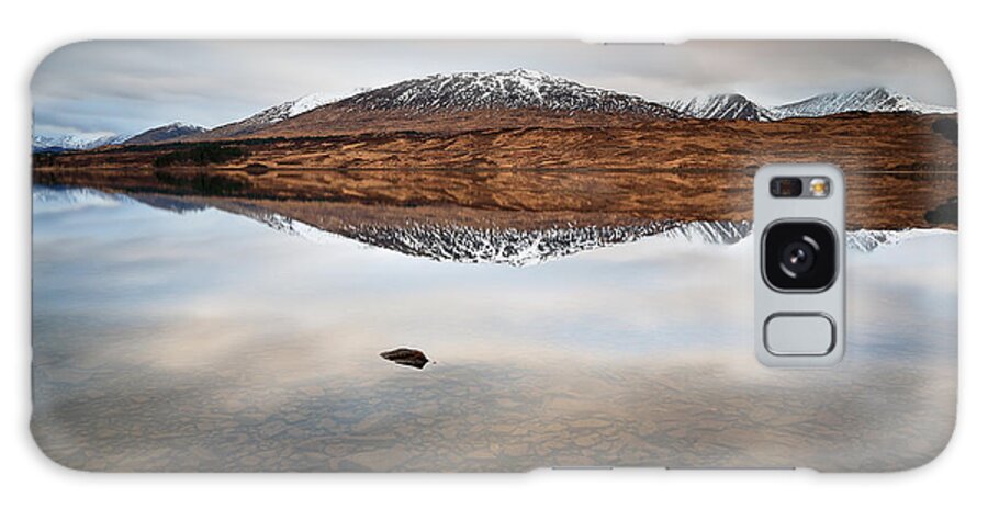 Glencoe Snow Scene Galaxy Case featuring the photograph Loch Tulla by Grant Glendinning