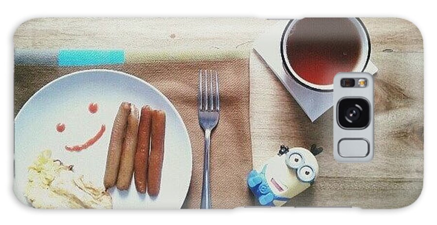 Dailypic Galaxy Case featuring the photograph Lunch Time! And Say Hello To My Minion by Ivan Braginski