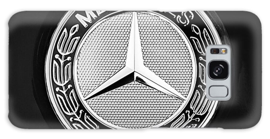 Mercedes-benz 6.3 Gullwing Emblem Galaxy Case featuring the photograph Mercedes-Benz 6.3 Gullwing Emblem by Jill Reger
