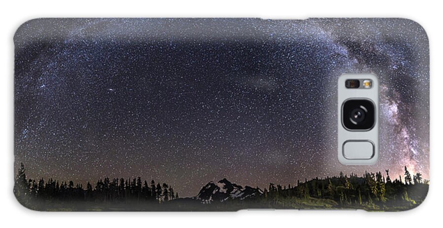 Milky Way Galaxy Case featuring the photograph Milky Way Arch in Picture Lake by Yoshiki Nakamura