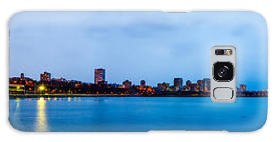 Milwaukee Galaxy Case featuring the photograph Milwaukee Skyline - Version 1 by Wild Fotos