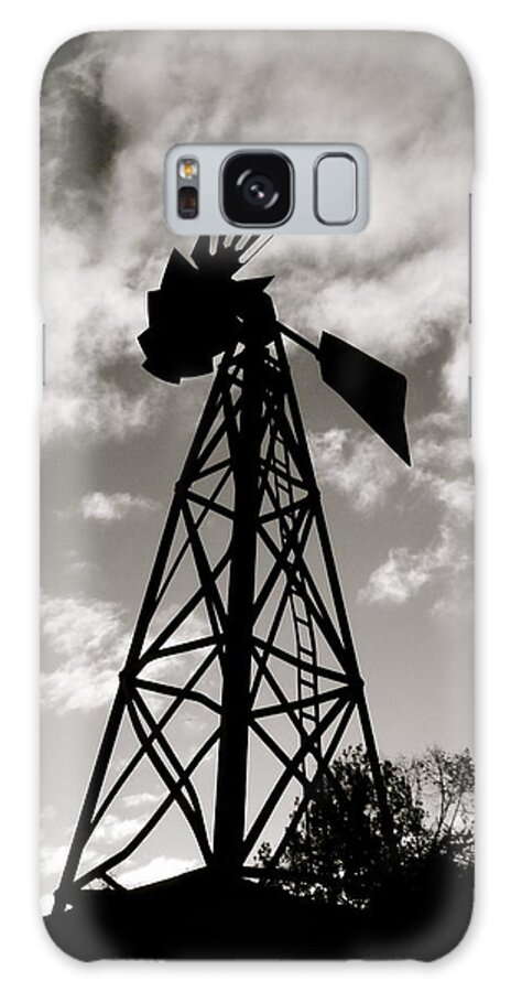 Windmill Galaxy S8 Case featuring the photograph Mini Mill by Kim Pippinger
