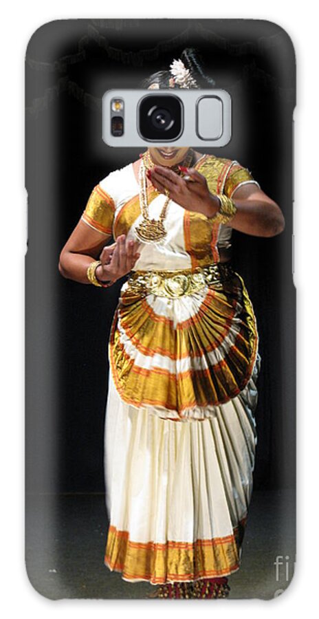 Mohiniyattam Galaxy Case featuring the photograph Mohiniyattam by Mini Arora