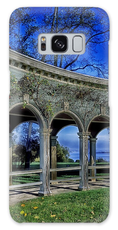 Mount Vernon Galaxy Case featuring the photograph Mount Vernon Colonnade by Mountain Dreams