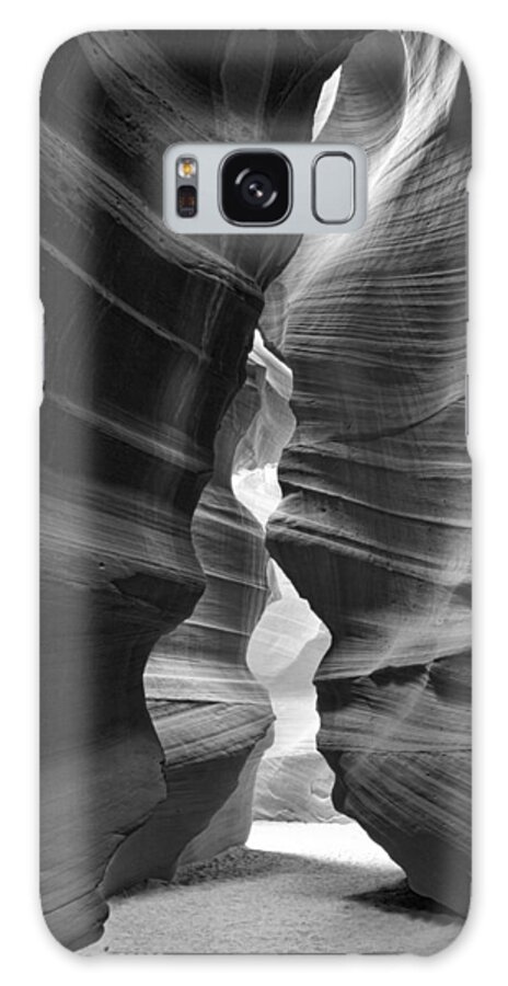 Antelope Canyon Galaxy S8 Case featuring the photograph Antelope Canyon Black and White by Jonathan Davison