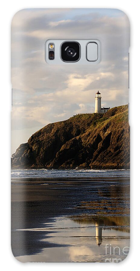 Lighthouse Galaxy Case featuring the photograph North Head Lighthouse by Sarah Schroder