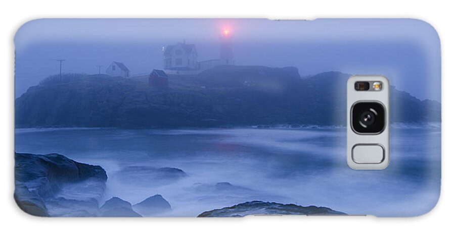 Nubble Lighthouse Galaxy Case featuring the photograph Nubble Light in Foggy Dawn by Donna Doherty