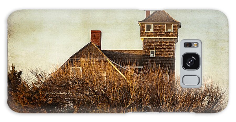 Sandy Hook Galaxy S8 Case featuring the photograph On the Hook by Debra Fedchin