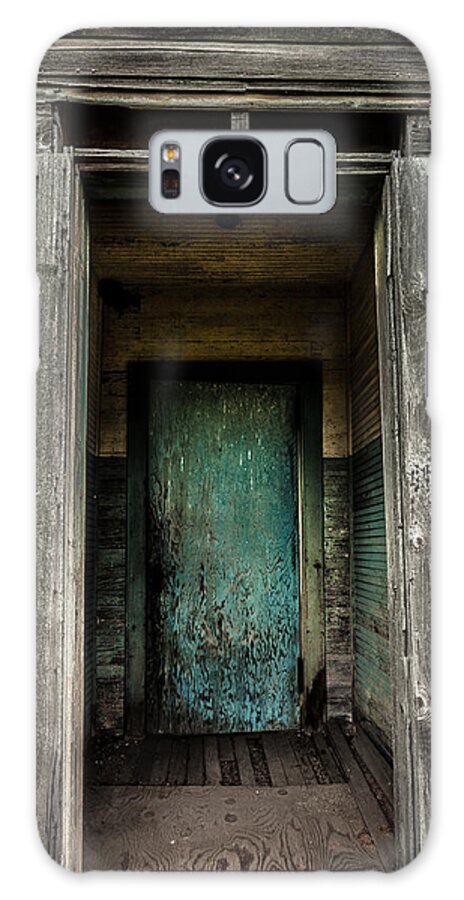 Weathered Wood Galaxy Case featuring the photograph One Room Schoolhouse Door - Damascus - Pennsylvania by David Smith
