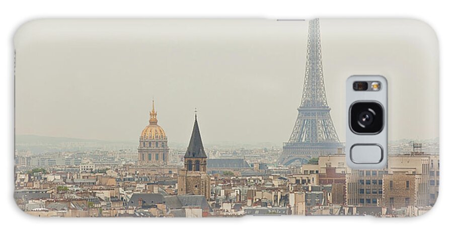 Tranquility Galaxy Case featuring the photograph Paris by Property Of Olga Ressem.