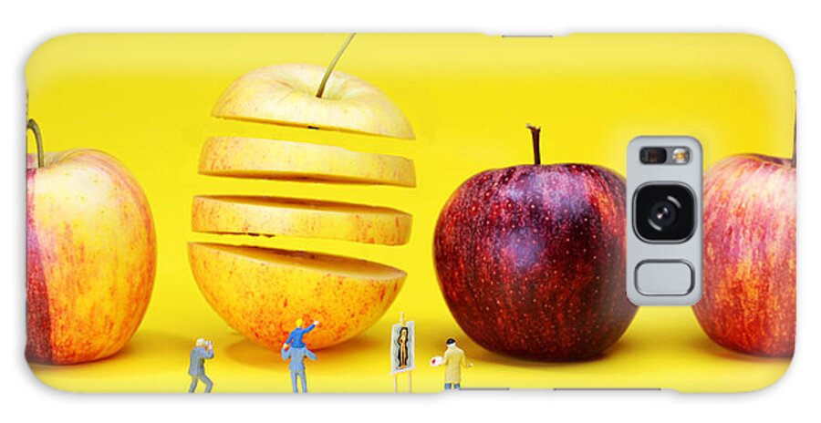 Apple Galaxy Case featuring the painting People watching the red apples by Paul Ge