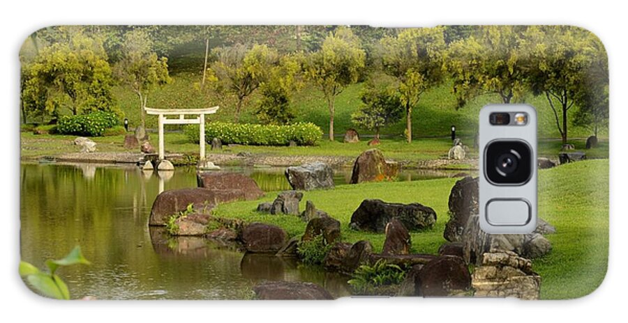  Singapore Galaxy S8 Case featuring the photograph Pond rocks grass and Japanese arch Singapore by Imran Ahmed