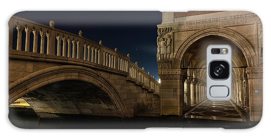 Venice Galaxy Case featuring the photograph Ponte della Paglia by Marion Galt