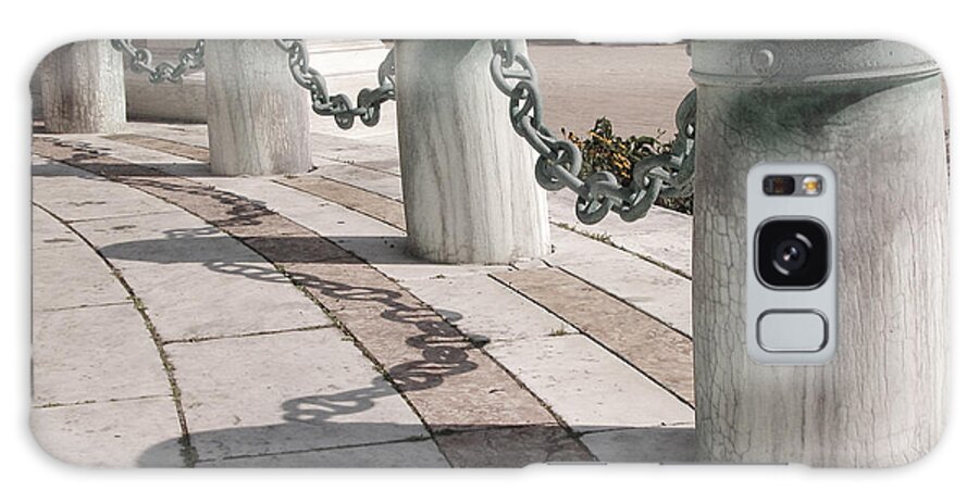 Architecture Galaxy Case featuring the photograph Posts and Chains at Niagara Square by Tom Brickhouse