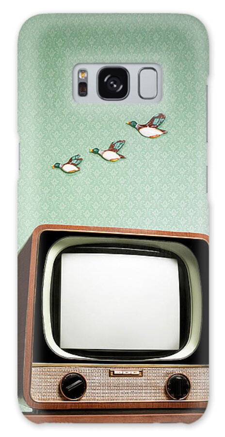 Humor Galaxy Case featuring the photograph Retro Tv With Flying Ducks On The Wall by Peter Dazeley